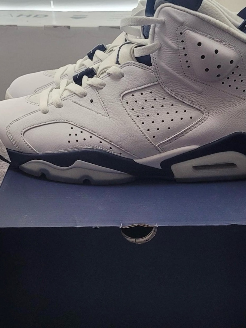 Jordan 6 midnight navy size 12 mens